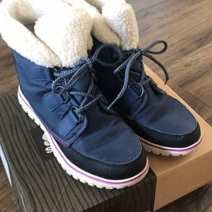 Women’s Sorrell waterproof boots